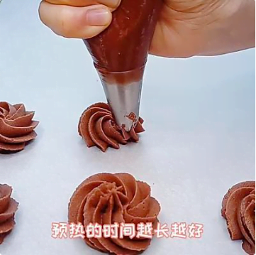 幾塊錢就能做黃油曲奇，比外面賣的還好吃，快來試試